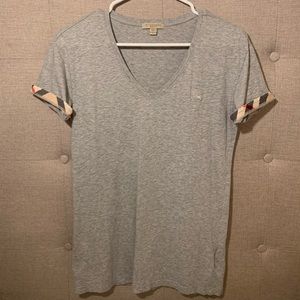 Burberry T-shirt small